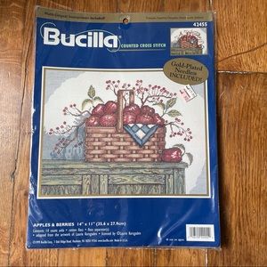 BUCILLA APPLES & BERRIES